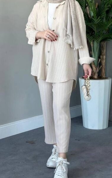 Önü Düğmeli Müslin Takım bej - 1