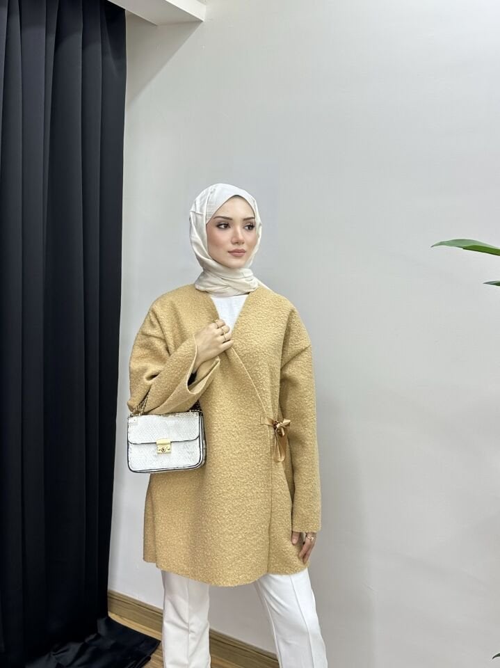 Yandan Bağcıklı Pinterest Buklet Ceket