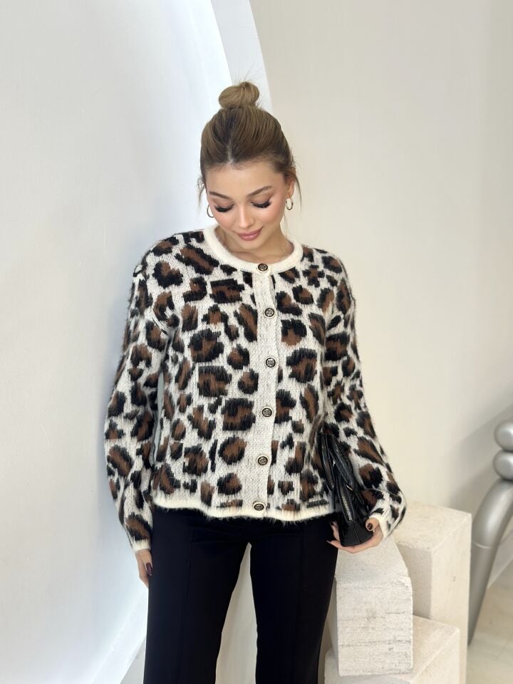 Düğmeli Leopar Hırka krem - standart