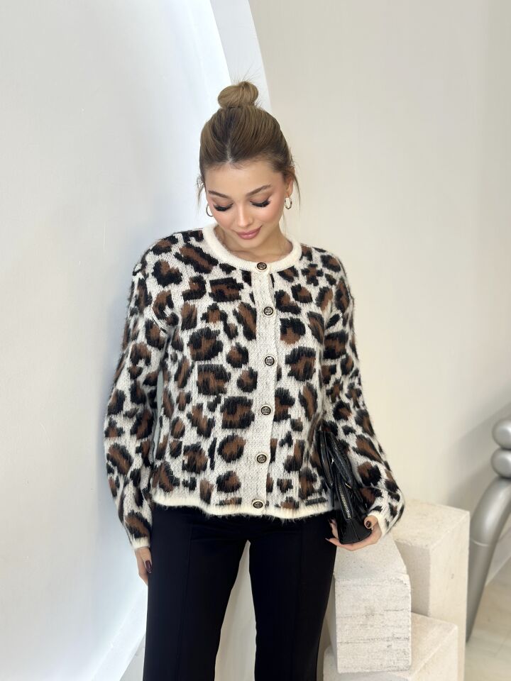 Düğmeli Leopar Hırka krem - standart
