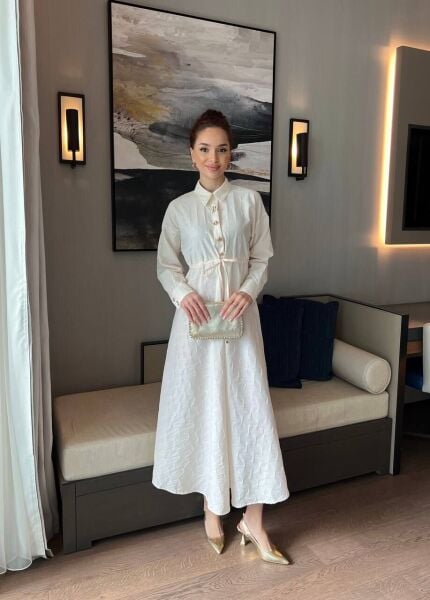 Gold Düğme Detaylı Tasarım Elbise ekru - 2